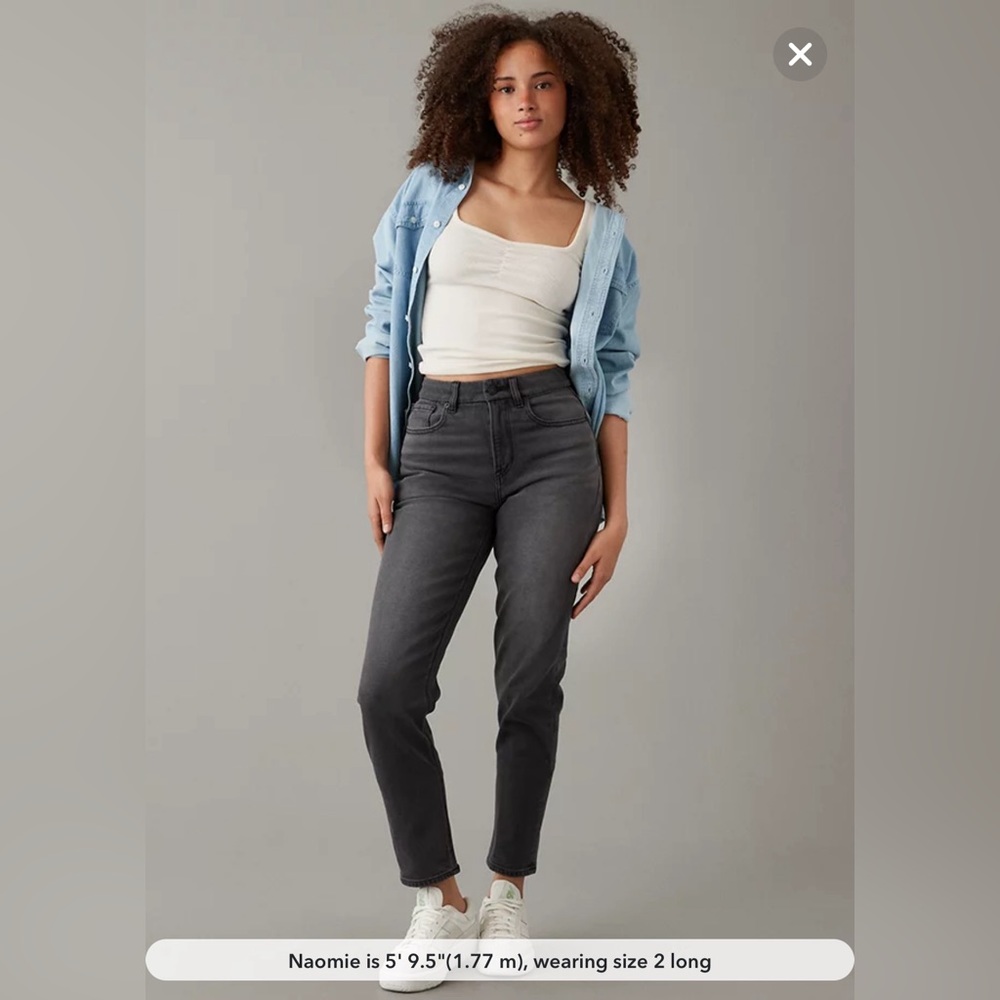 American Eagle Stretch Curvy Mom Jean